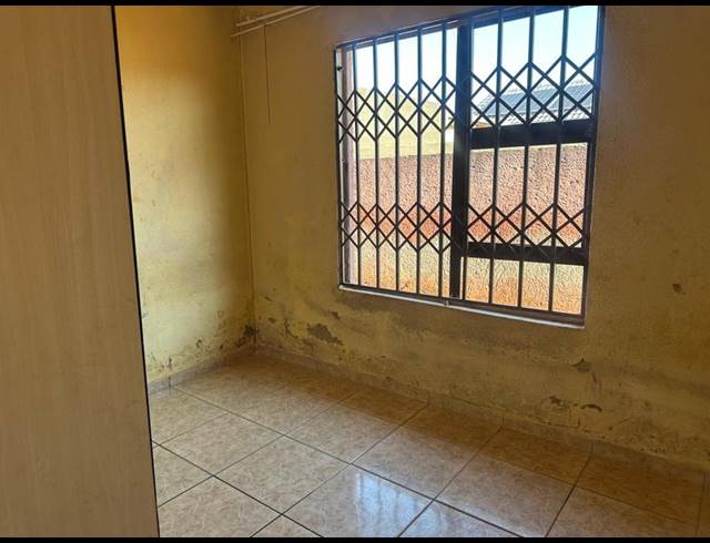 3 BEDROOM PROPERTY TO RENT IN PROTEA GLEN EXT